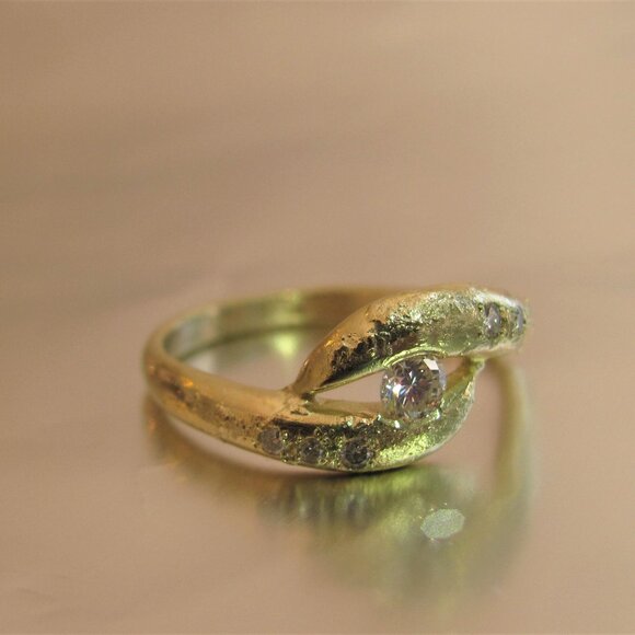 Engagement ring. 14K solid Yellow gold ring set with 0.25ct Diamonds. UNIQUE - Picture 3 of 9